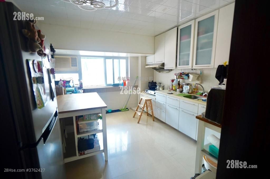 Westlands Gardens Sell 3 Bedrooms , 2 Bathrooms 848 ft²