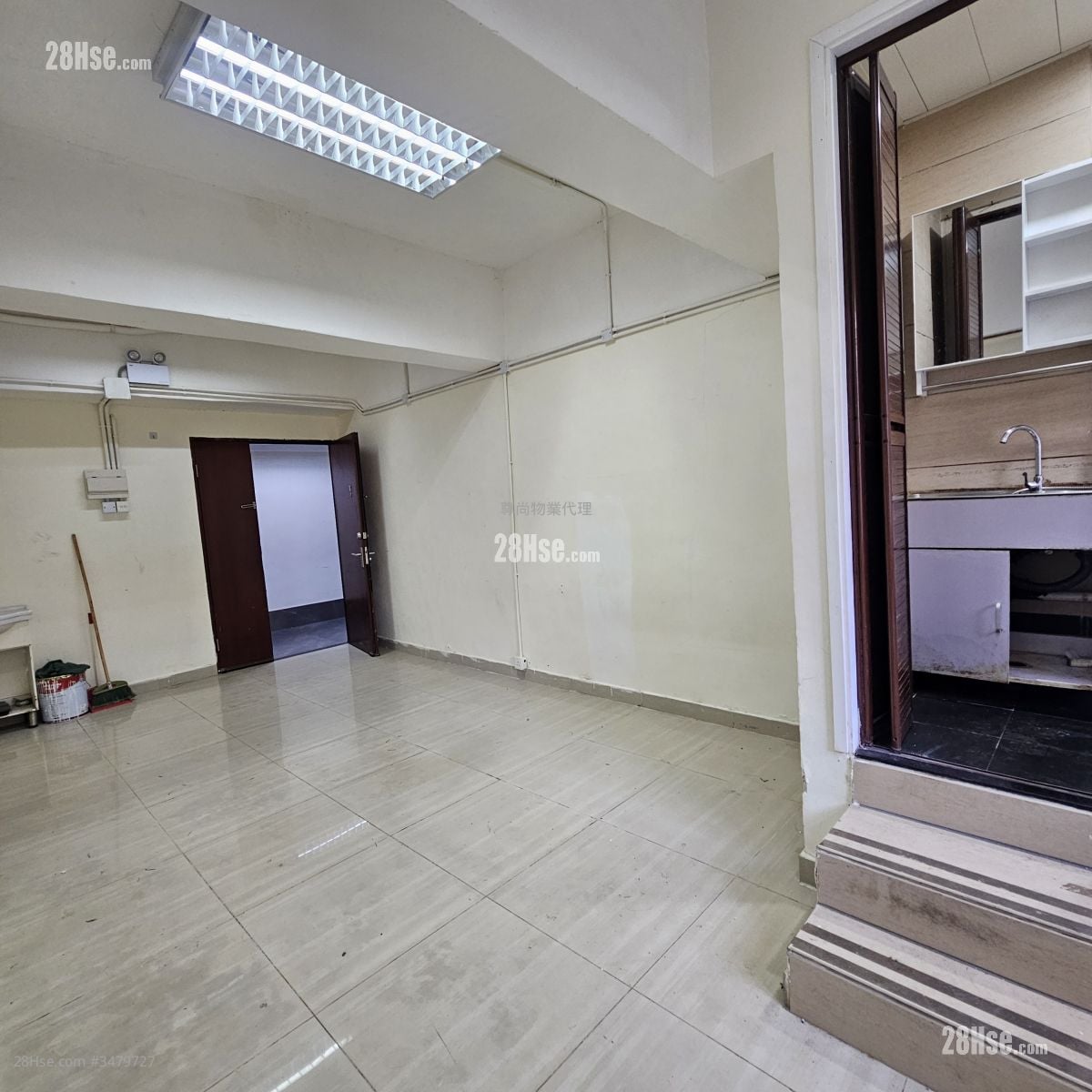 美嘉工業大廈 租盤