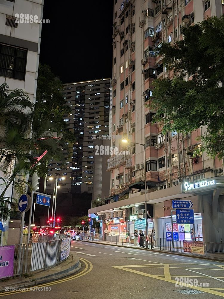 Sincere Western House Sell 2 Bedrooms , 1 Bathroom 476 ft²