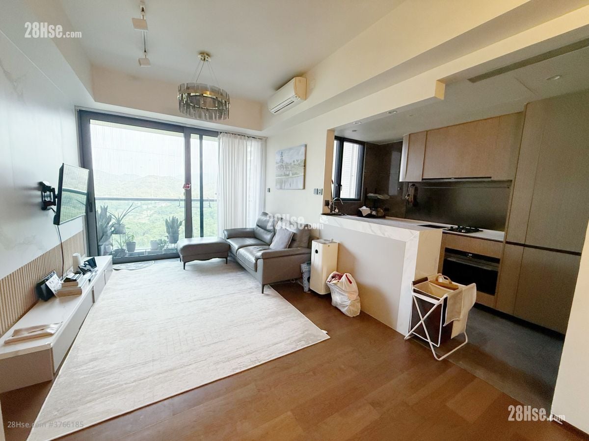 Le Pont Rental 3 Bedrooms , 2 Bathrooms 829 ft²