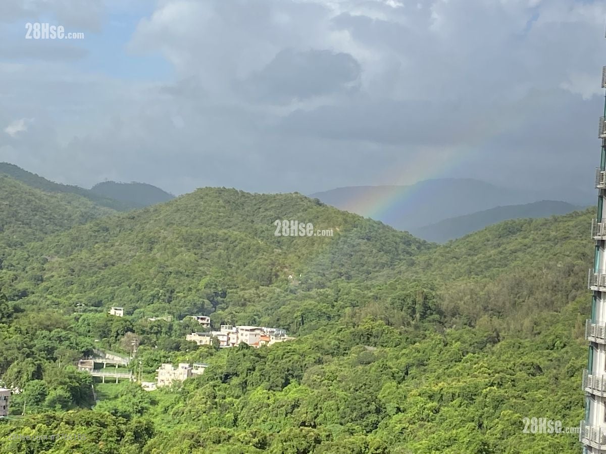 Le Pont Rental 3 Bedrooms , 2 Bathrooms 829 ft²