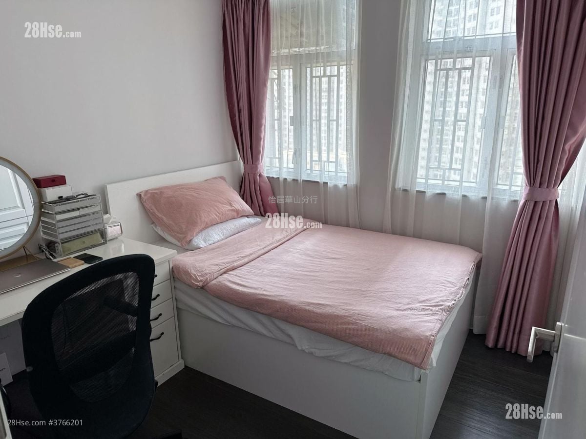 太古城 售盘 3 房 , 2 浴室 723 平方尺