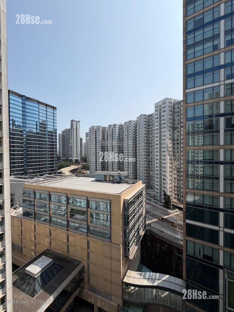 太古城 售盘 3 房 , 2 浴室 723 平方尺