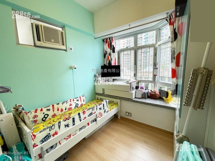 马鞍山中心 售盘 2 房 , 1 浴室 375 平方尺