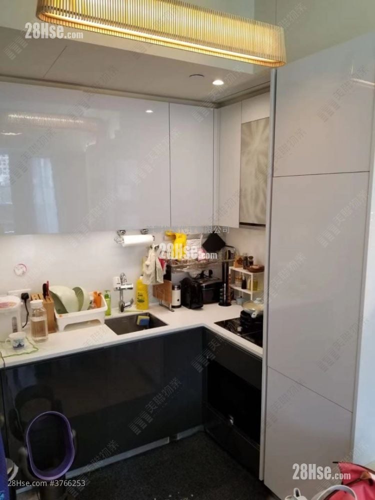 Capri 售盘 1 房 , 1 浴室 372 平方尺