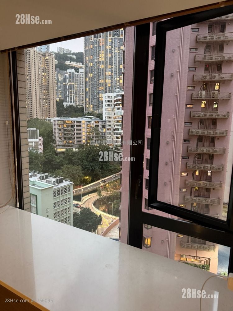 樂信臺 售盤 3 房 , 2 浴室 813 平方呎