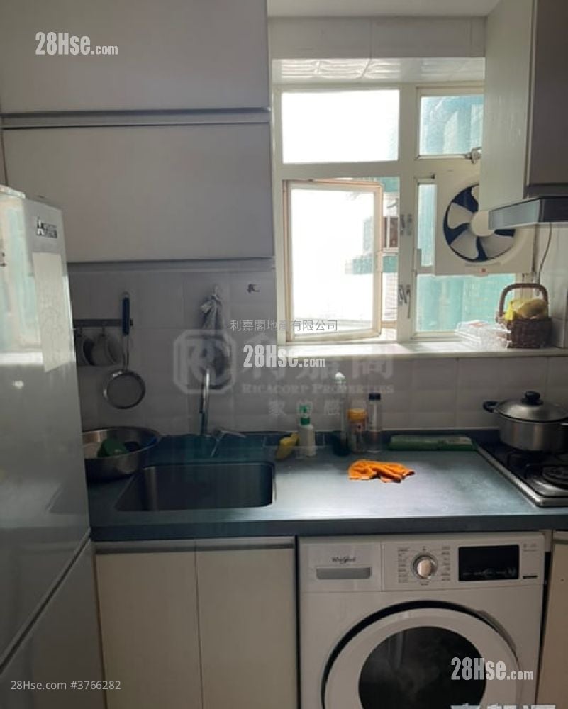 康蕙花园 售盘 3 房 , 2 浴室 604 平方尺