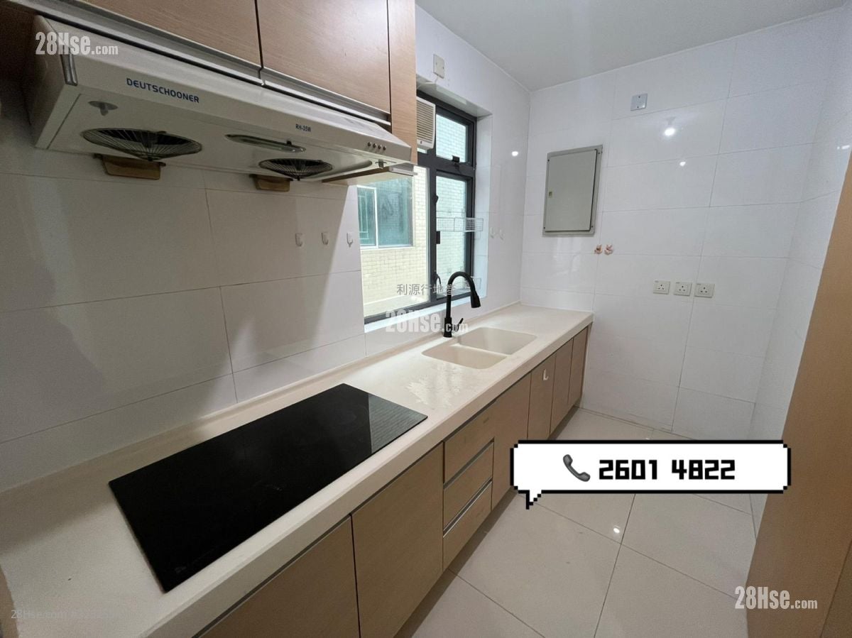 Village Rental 3 Bedrooms , 2 Bathrooms 700 ft²