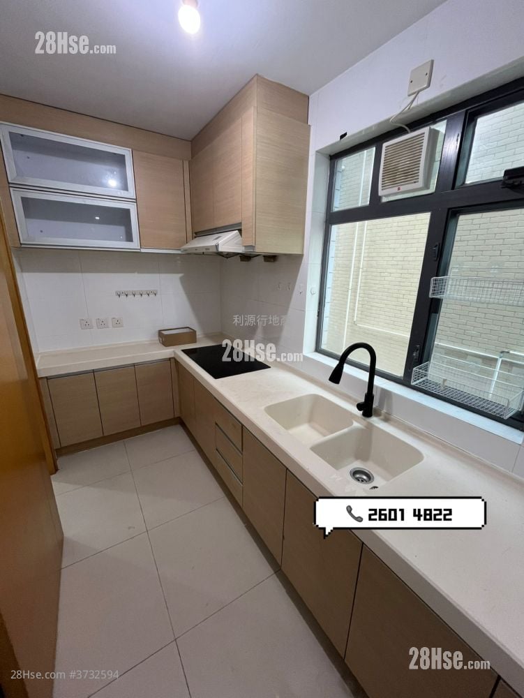 Village Rental 3 Bedrooms , 2 Bathrooms 700 ft²