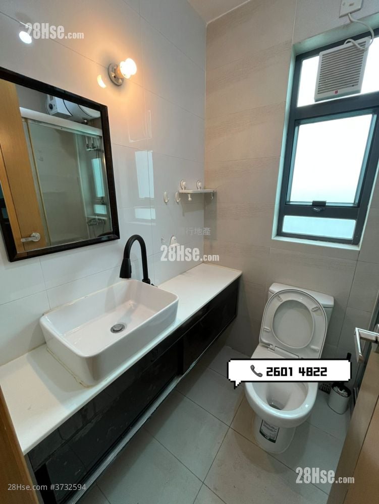 Village Rental 3 Bedrooms , 2 Bathrooms 700 ft²