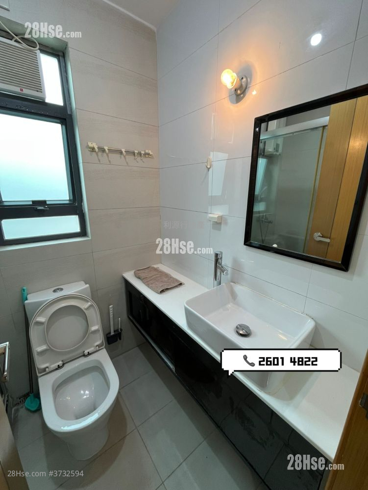 Village Rental 3 Bedrooms , 2 Bathrooms 700 ft²