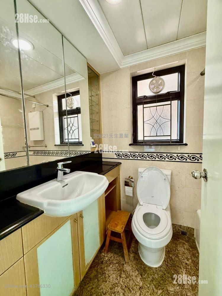 爱琴海岸 售盘 3 房 , 1 浴室 623 平方尺