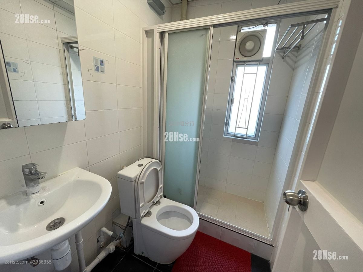 Wing Sing Court Sell 2 Bedrooms , 1 Bathroom 327 ft²