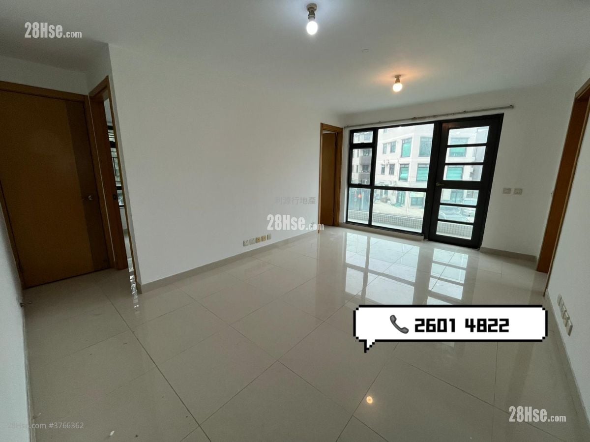 村屋 租盘 3 房 , 2 浴室 700 平方尺