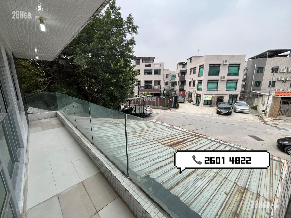 村屋 租盘 3 房 , 2 浴室 700 平方尺