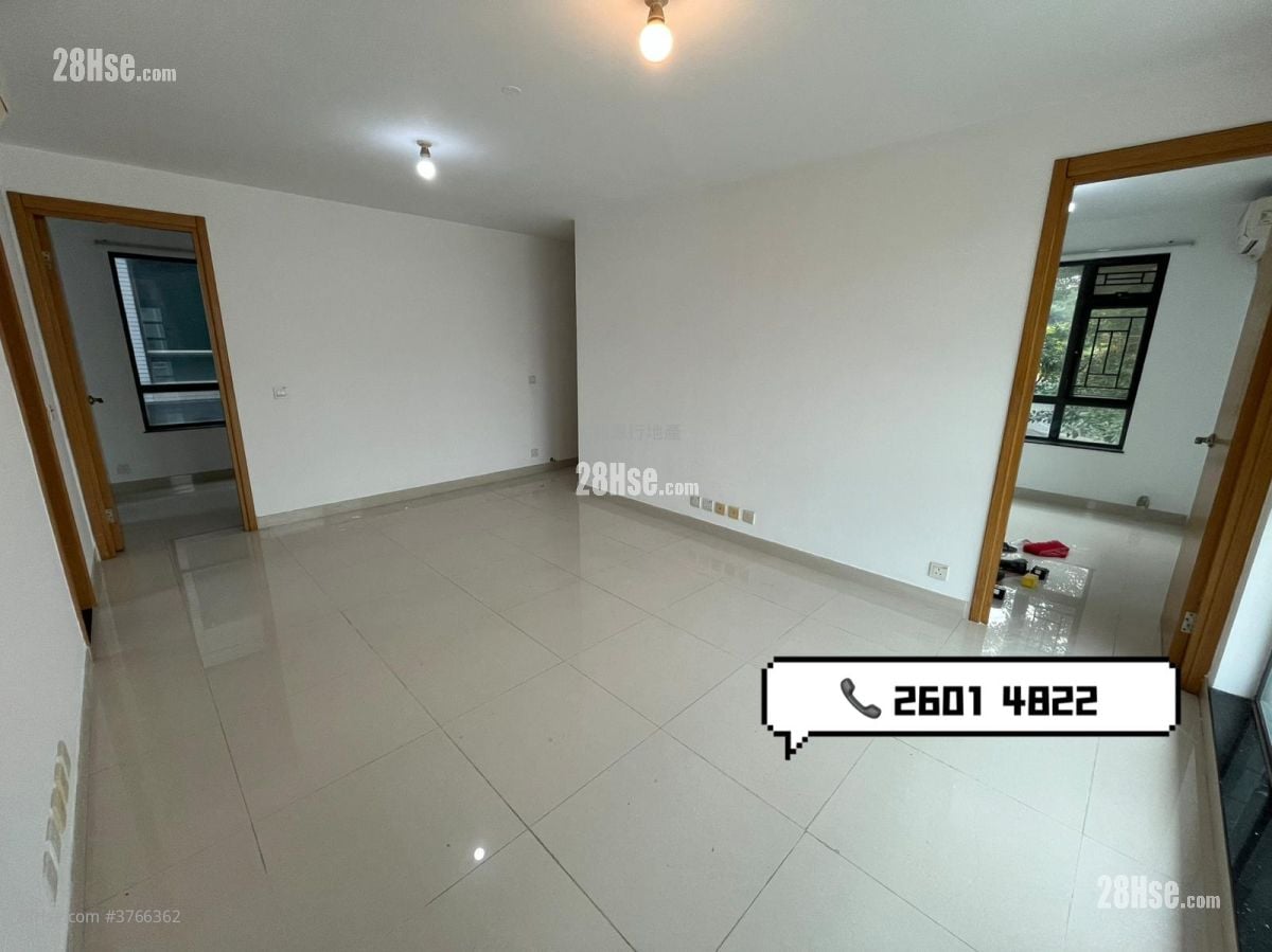 村屋 租盘 3 房 , 2 浴室 700 平方尺