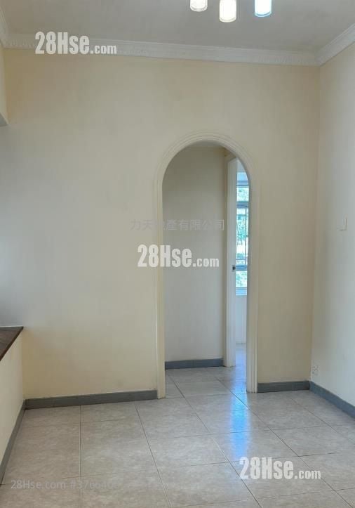 河畔花园 租盘 2 房 , 1 浴室 269 平方尺