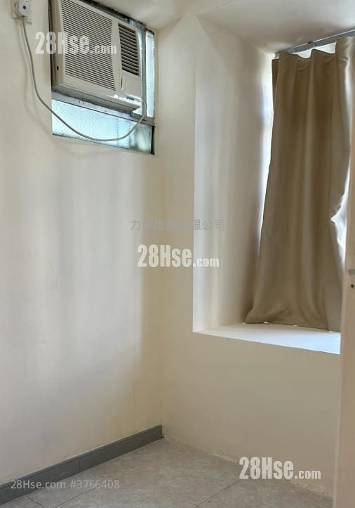 河畔花园 租盘 2 房 , 1 浴室 269 平方尺