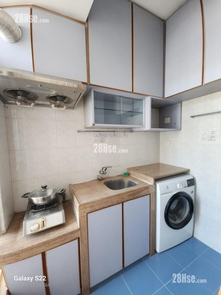 Po Tin Building Sell 2 Bedrooms , 1 Bathroom 318 ft²