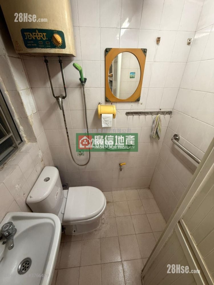 Kwong Wo Building Sell 2 Bedrooms , 1 Bathroom 313 ft²