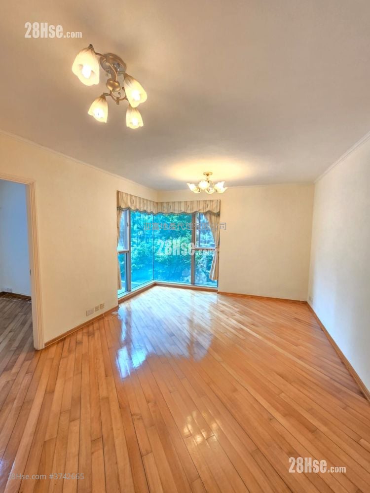 海逸豪园 租盘 2 房 , 1 浴室 555 平方尺