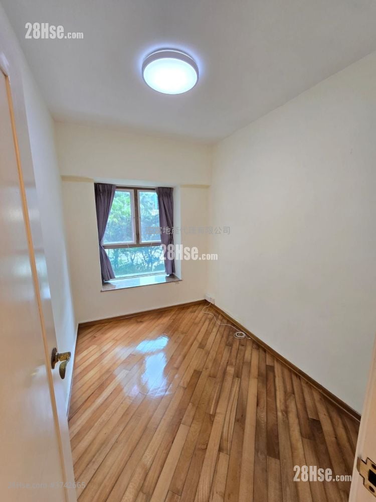 海逸豪园 租盘 2 房 , 1 浴室 555 平方尺