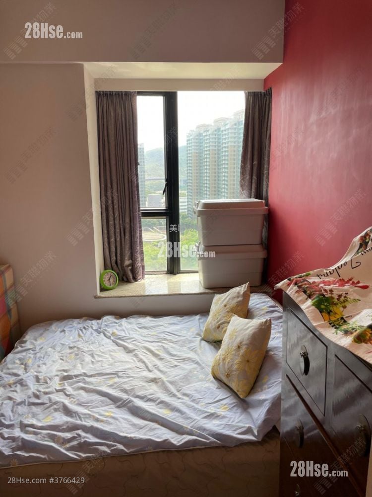 bedroom 1: Park Island Sell 3 Bedrooms , 1 Bathroom 628 ft²