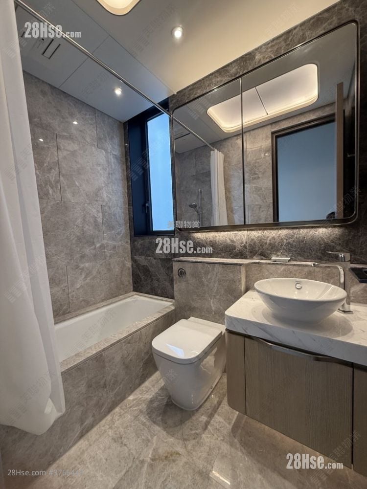 Henley Park Sell 2 Bedrooms 476 ft²