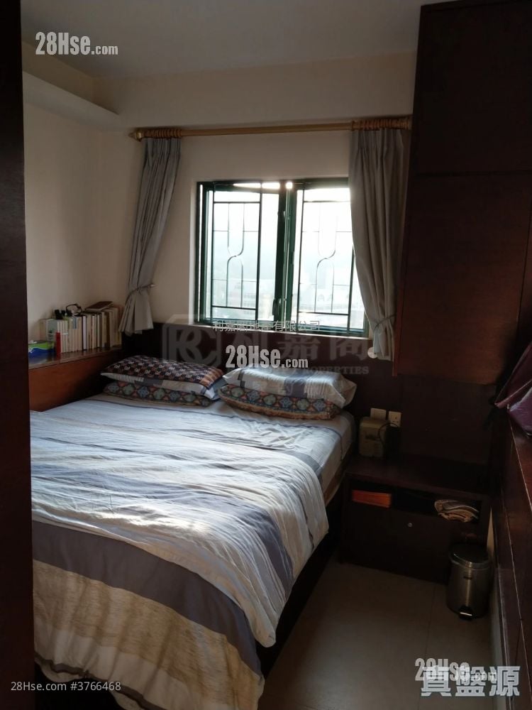 俊杰花园 售盘 4 房 783 平方尺