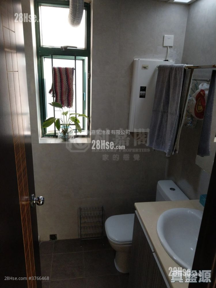 俊杰花园 售盘 4 房 783 平方尺