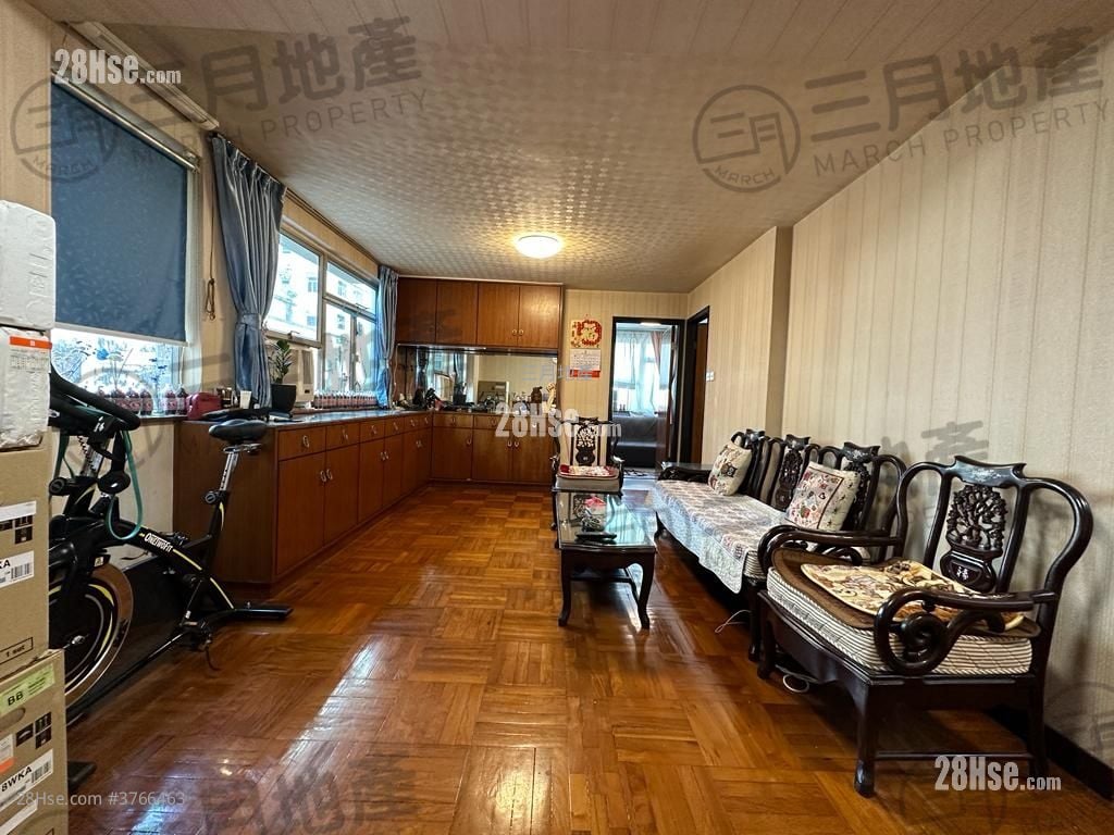 富裕台 售盘 2 房 , 1 浴室 606 平方尺