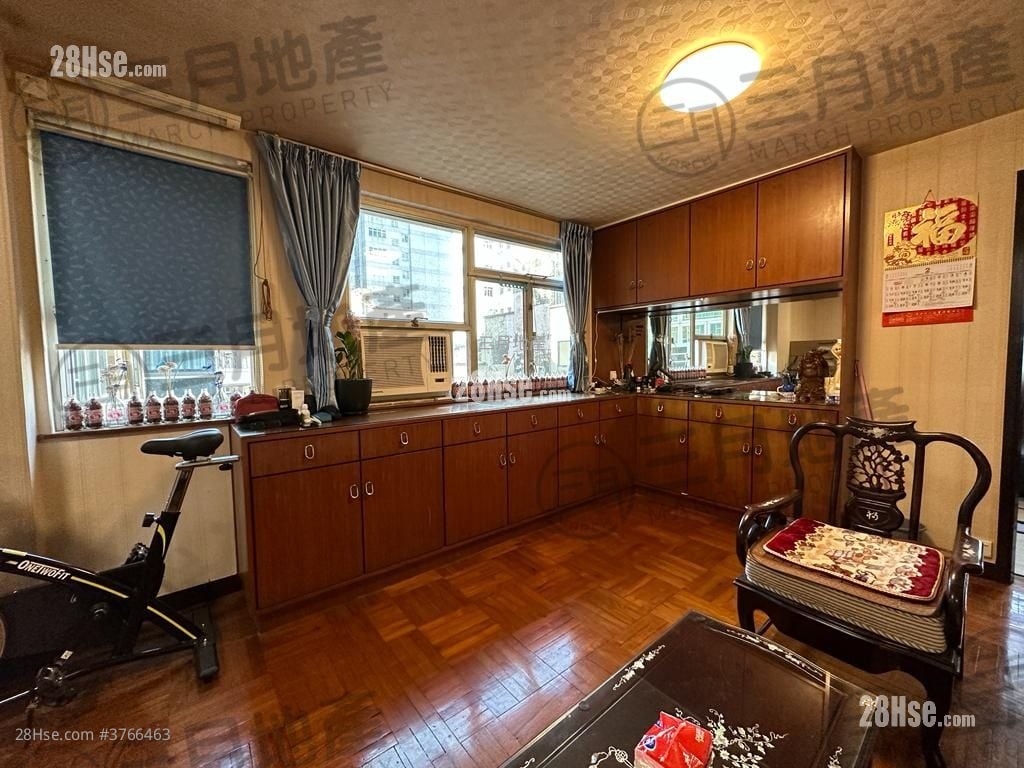 富裕台 售盘 2 房 , 1 浴室 606 平方尺