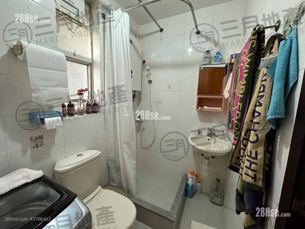 富裕台 售盘 2 房 , 1 浴室 606 平方尺