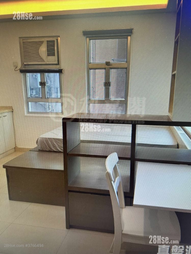 Ka Hing Building Sell 243 ft²