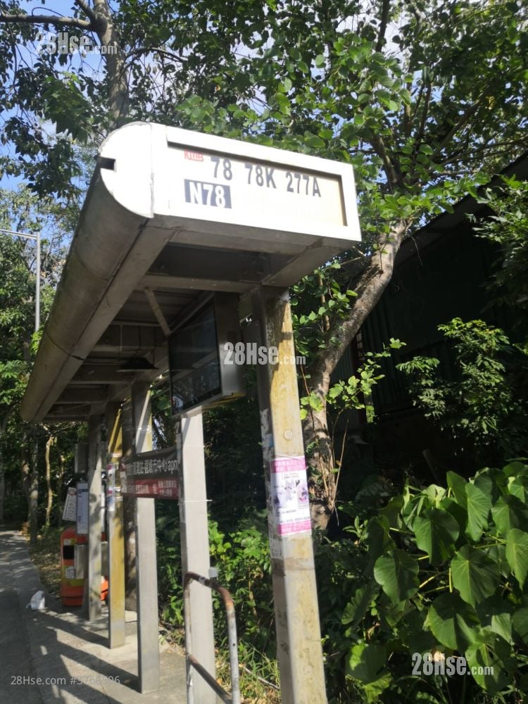 Au Ah Sell 2 Bedrooms , 1 Bathroom 420 ft²