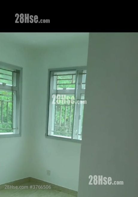 Au Ah Sell 2 Bedrooms , 1 Bathroom 420 ft²