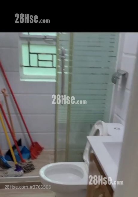 Au Ah Sell 2 Bedrooms , 1 Bathroom 420 ft²