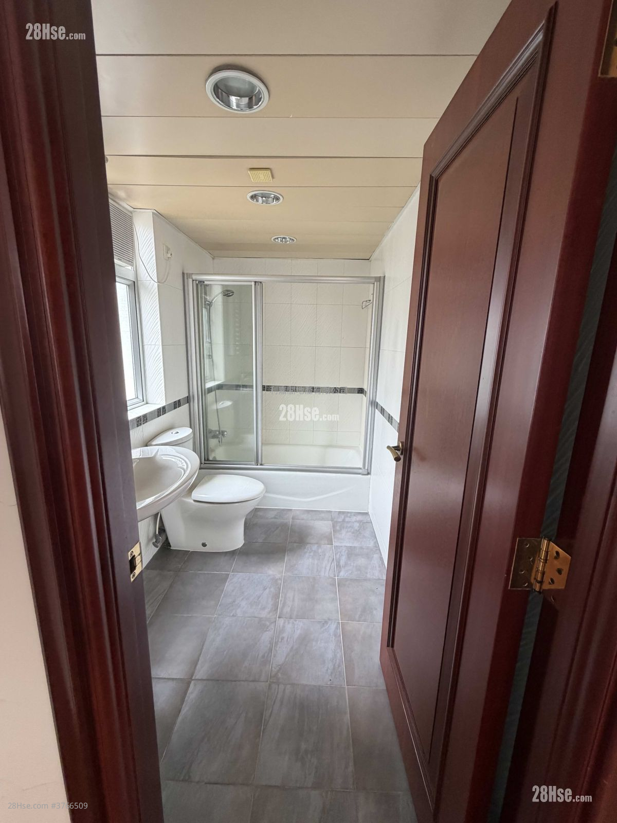 城市花园 售盘 2 房 , 3 浴室 1,226 平方尺