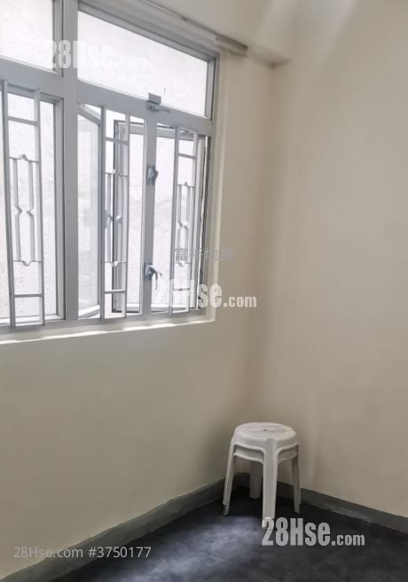 唐樓 售盤 1 房 , 1 浴室 226 平方呎