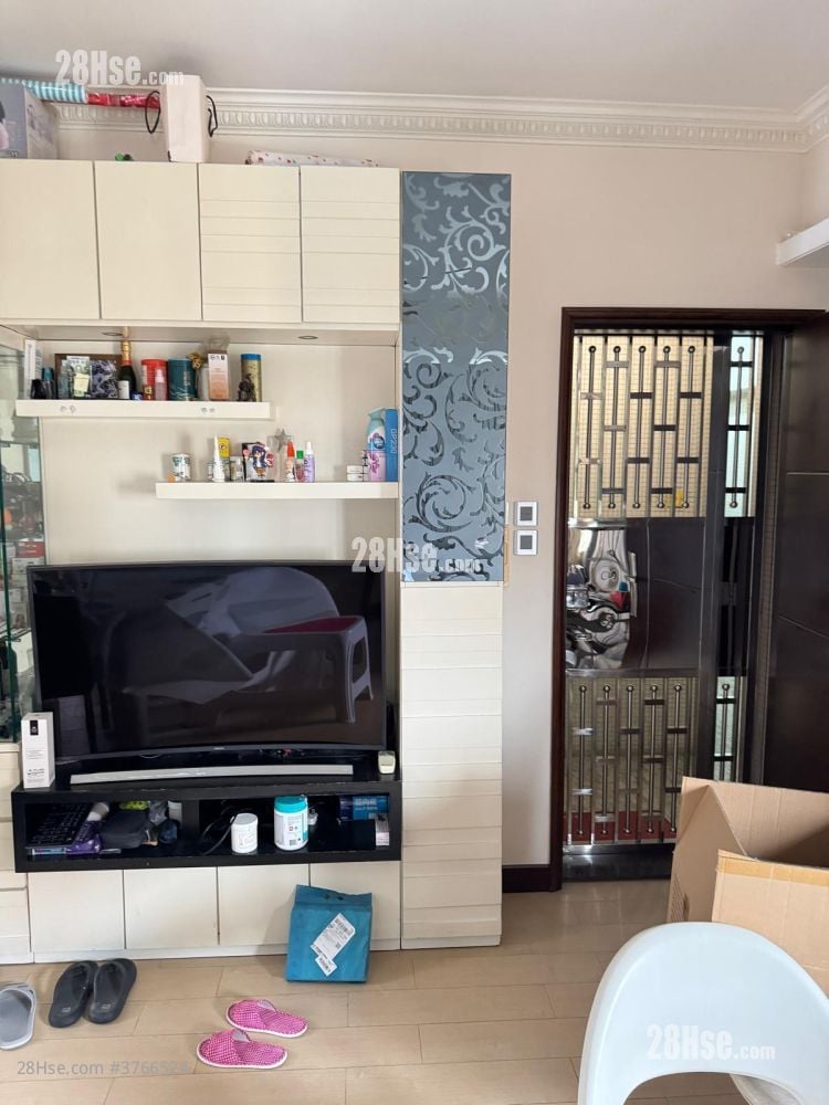 Hang On Building Sell 319 ft²