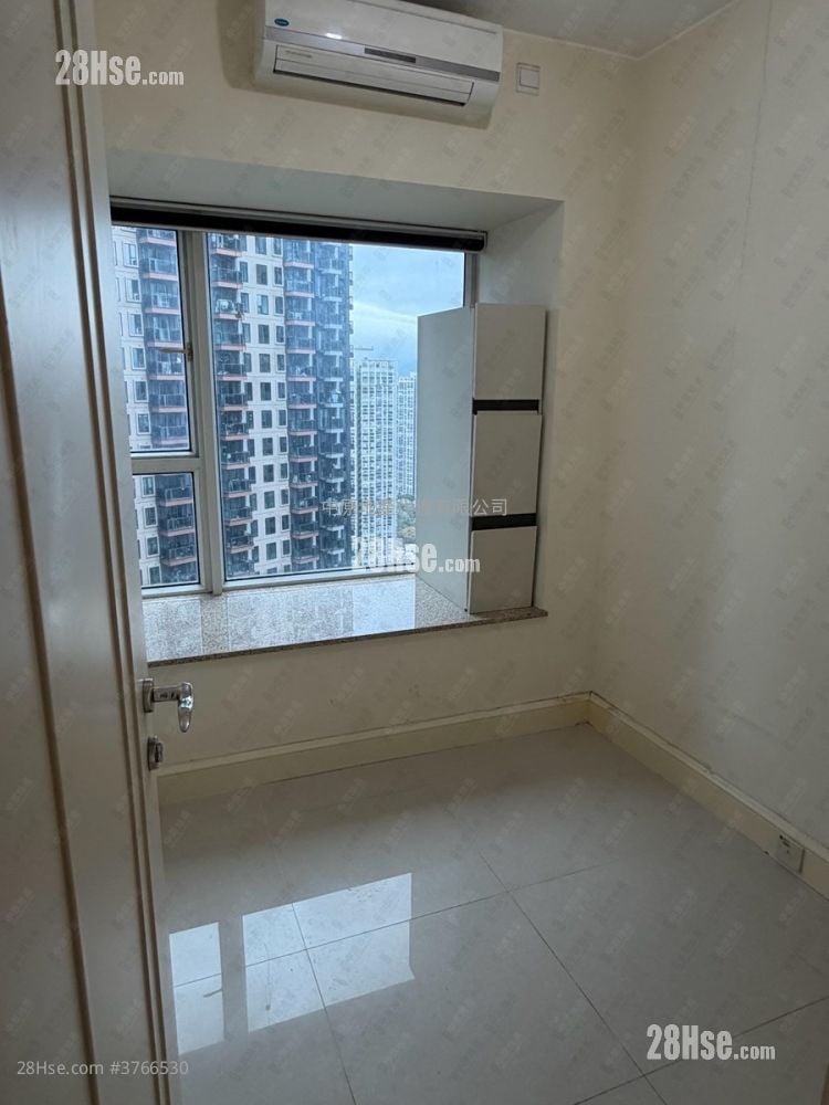 Central Park Towers Sell 3 Bedrooms 668 ft²