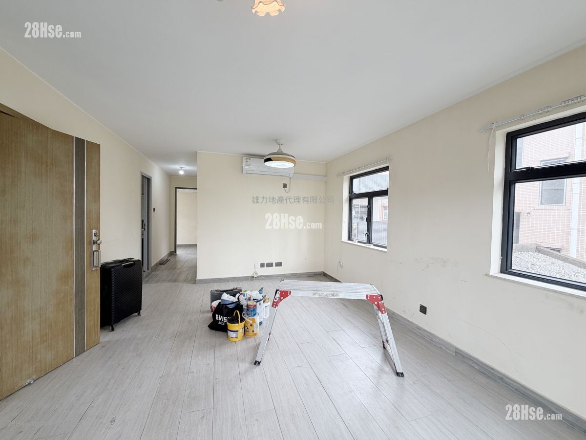 村屋 租盘 3 房 , 1 浴室 630 平方尺