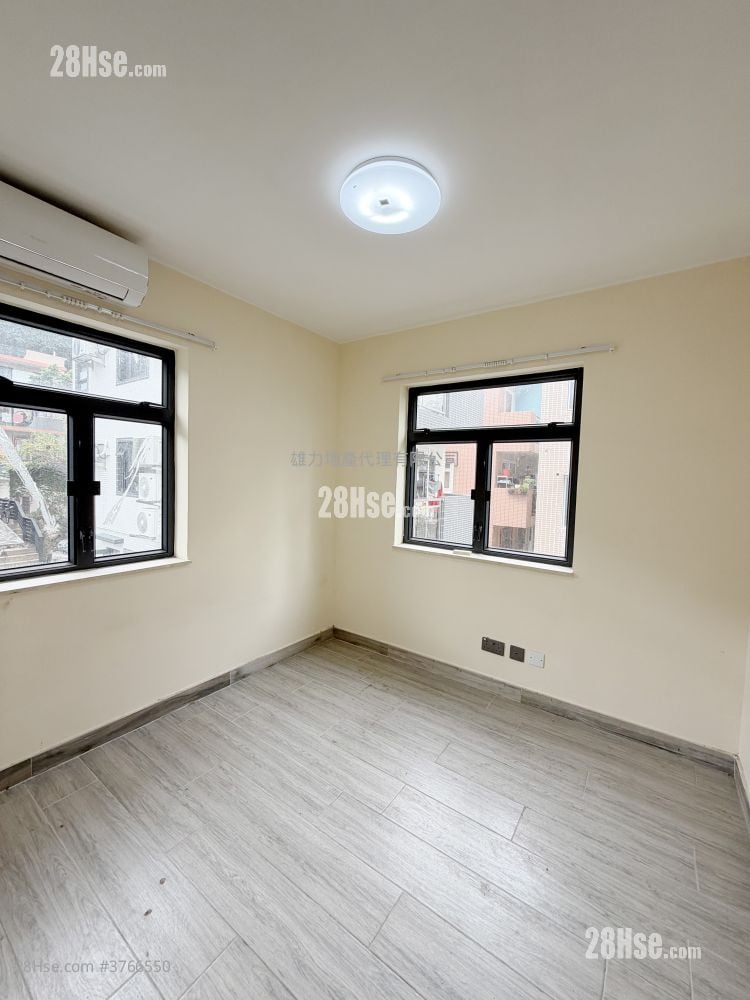 村屋 租盘 3 房 , 1 浴室 630 平方尺