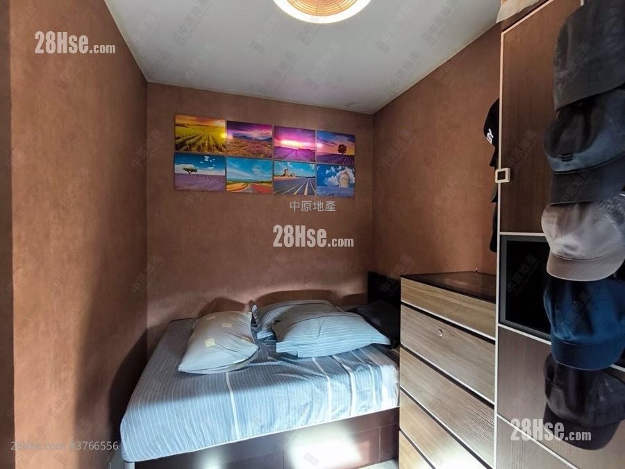 Tin Chung Court Sell 2 Bedrooms 506 ft²