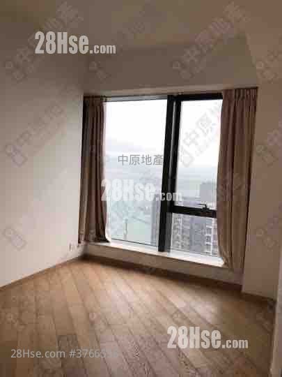 The Visionary Sell 3 Bedrooms , 2 Bathrooms 1,070 ft²