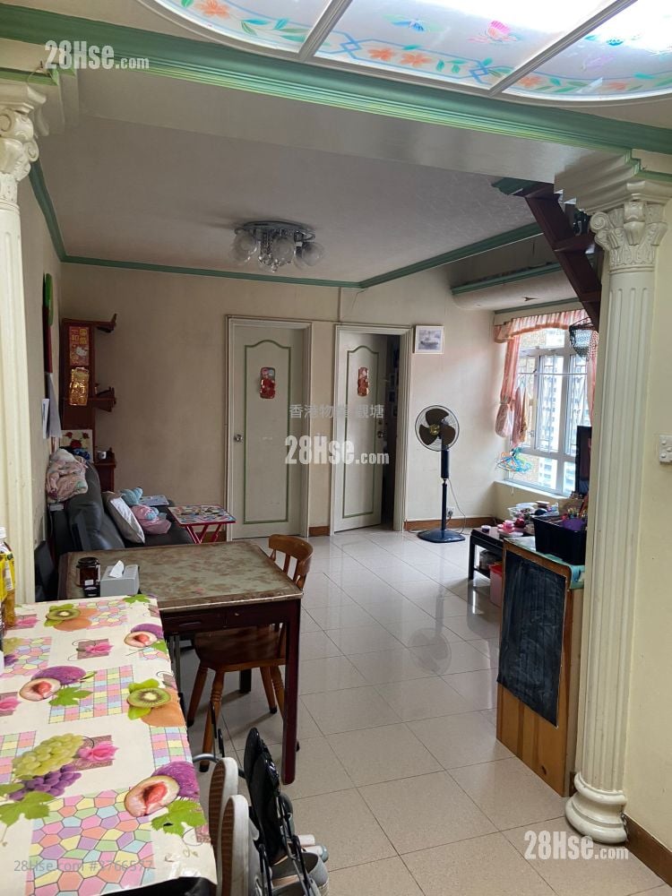 顺致苑 售盘 2 房 , 1 浴室 708 平方尺