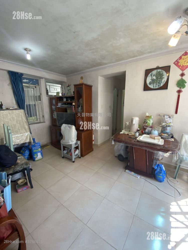 Ka Wai Chuen Sell 2 Bedrooms , 1 Bathroom