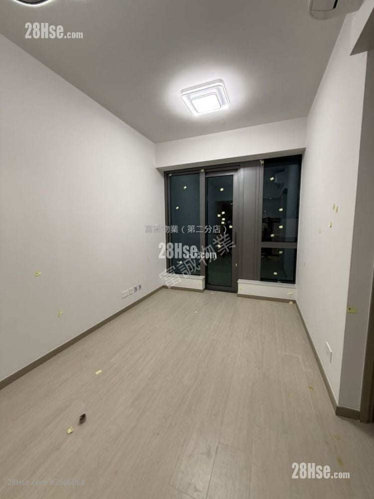 Chill Residence Rental 2 Bedrooms , 1 Bathroom 474 ft²