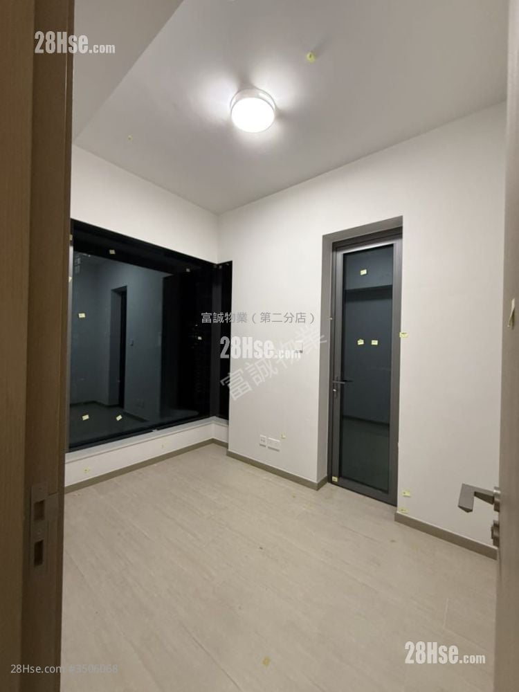 Chill Residence Rental 2 Bedrooms , 1 Bathroom 474 ft²