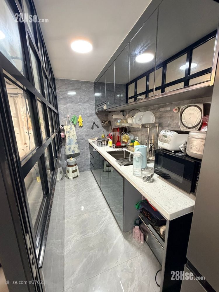 Village Sell 3 Bedrooms , 1 Bathroom 650 ft²